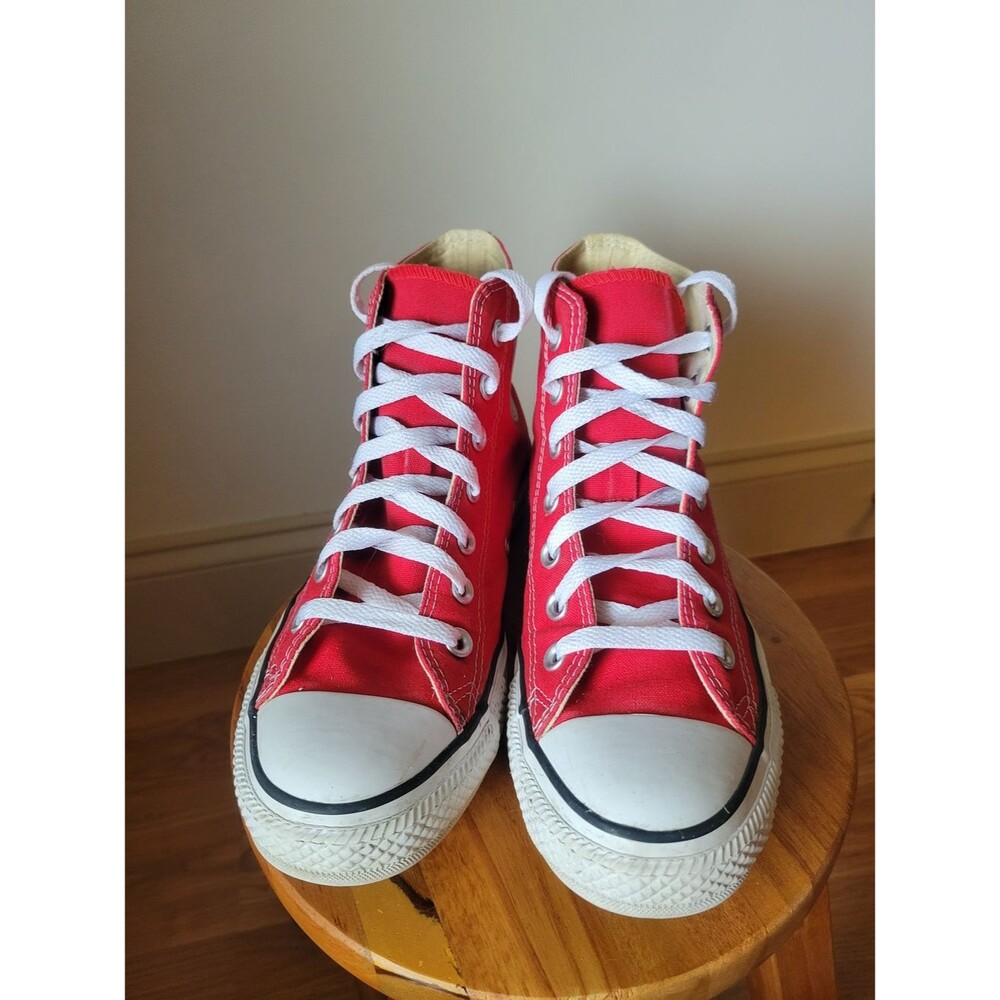 Converse All Star Red High Top Canvas Chuck Taylors Sneakers Retro 90s Womens 8